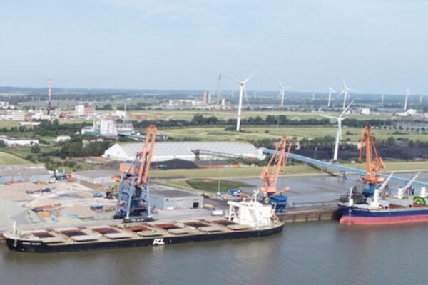 Der Brunsbütteler Elbehafen